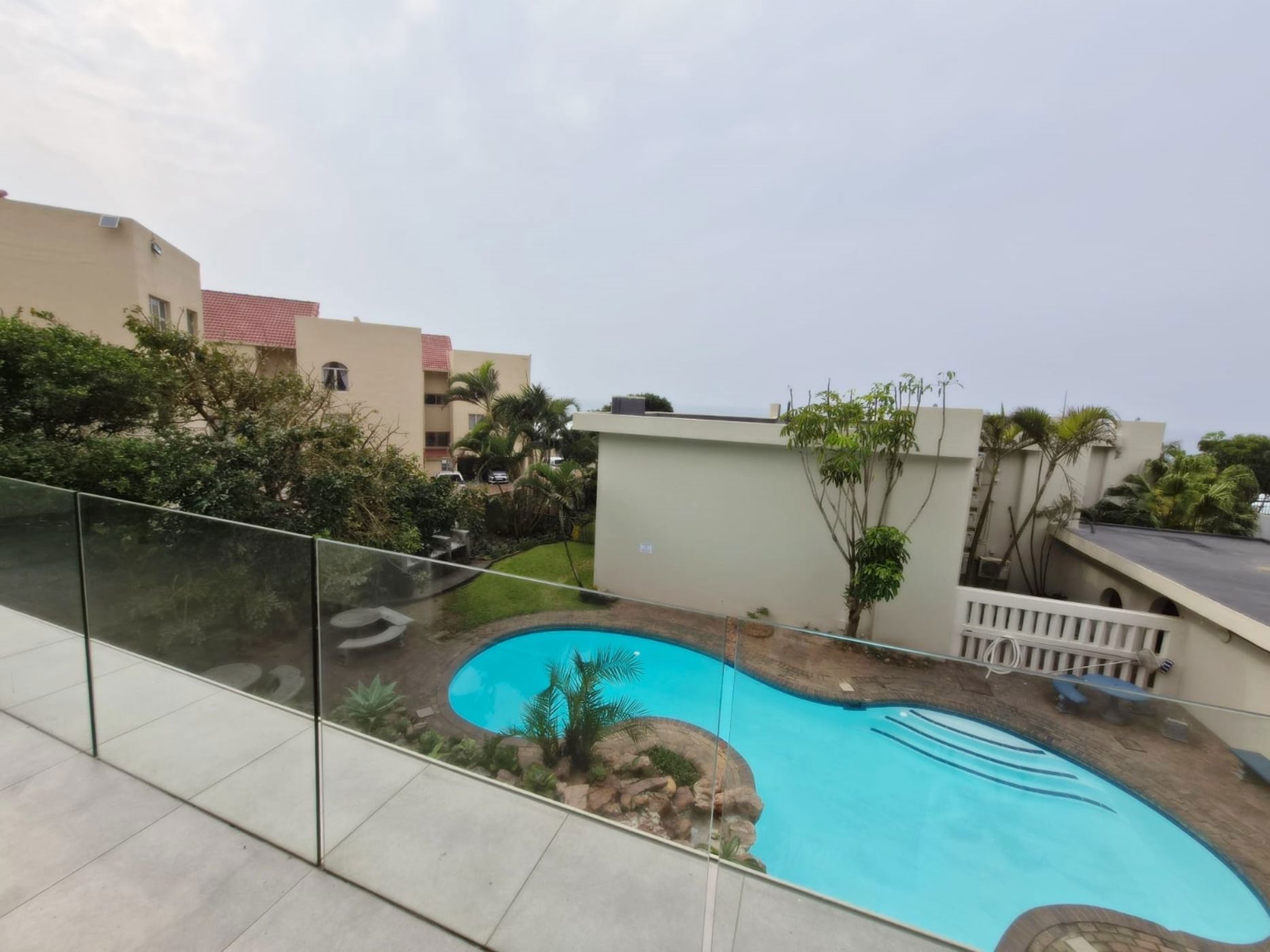 Apartment to rent in uMhlanga Rocks - 1ND1712894