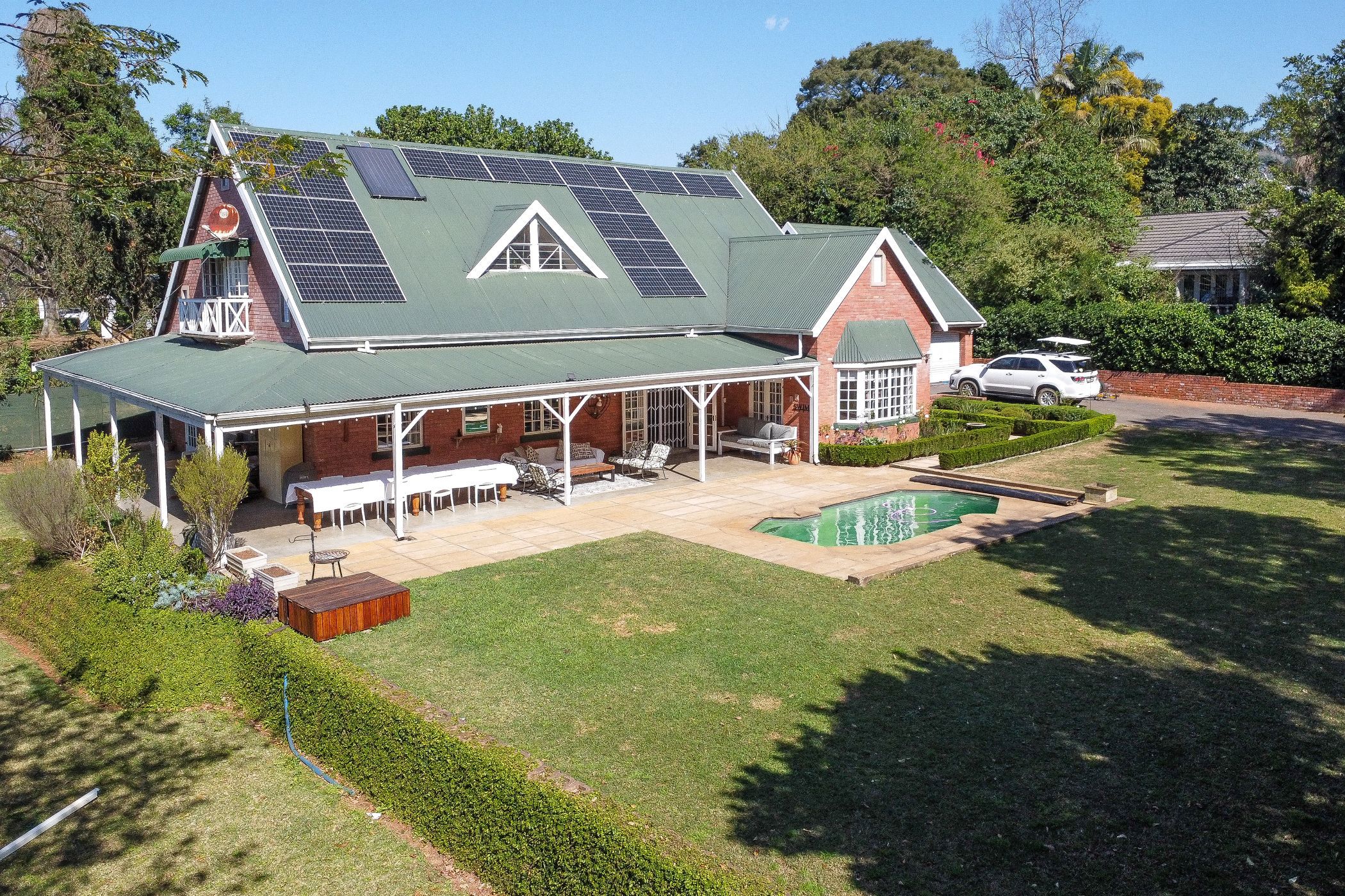 Double-storey house for sale in Wembley - 1PM1711861