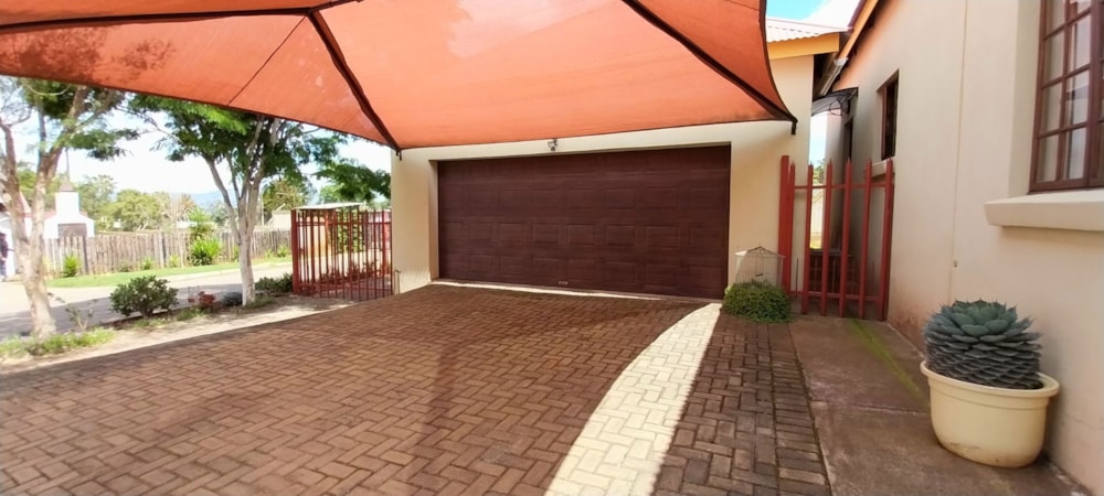 House let in Lydenburg (Mashishing) - 1LY1712671 House let in Lydenburg (Mashishing) - 1LY1712671