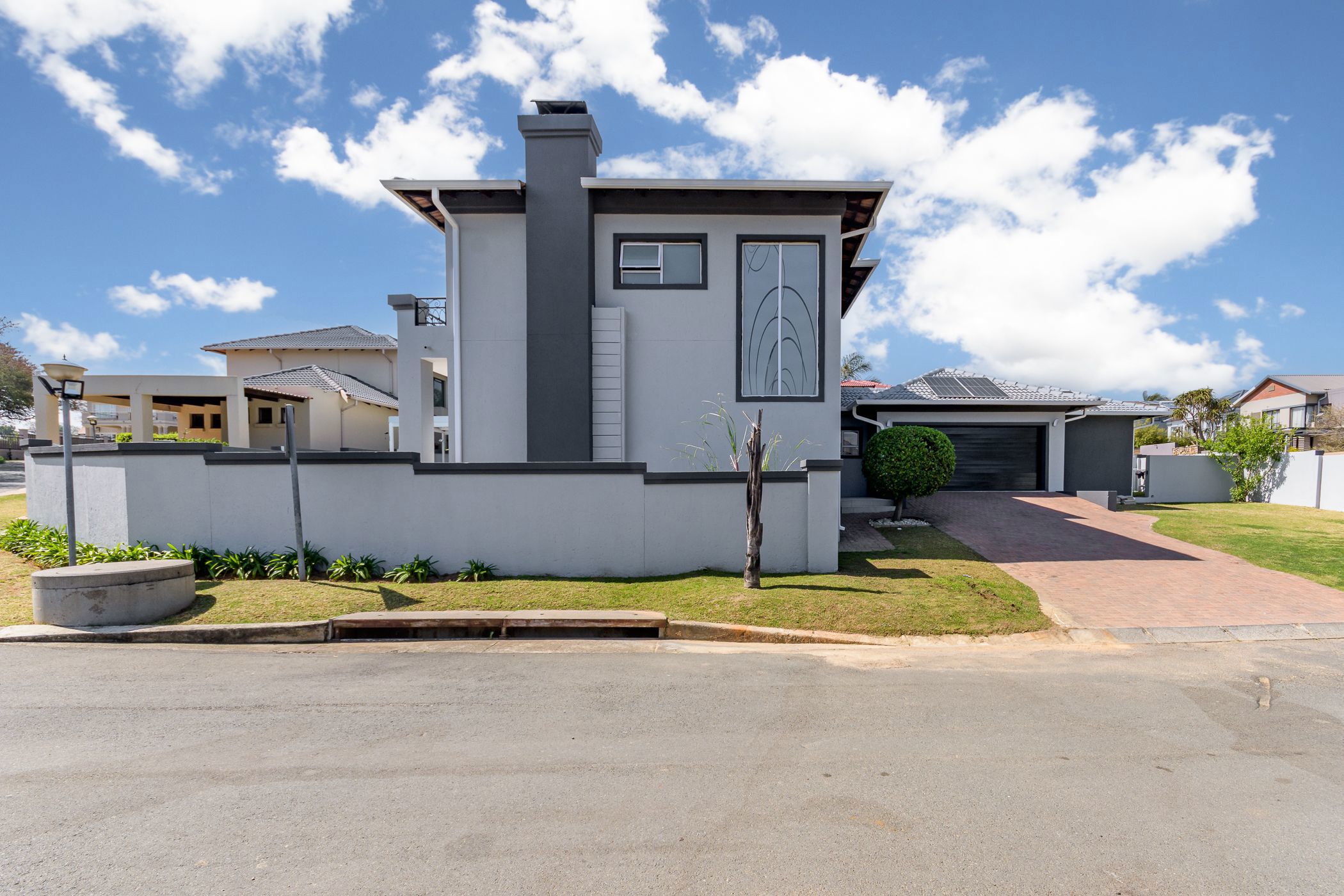 Double-storey cluster for sale in Honeydew Manor - RAN1712826