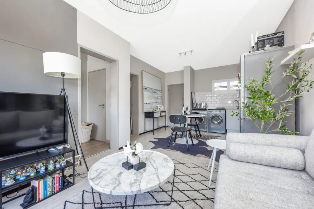 Apartment sold in Broadacres - FW1724025 Apartment sold in Broadacres - FW1724025
