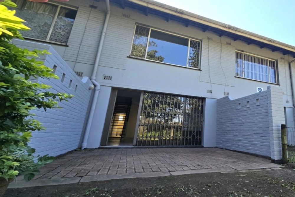 Double-storey apartment for sale in Pinetown - 1WP1711956 Double-storey apartment for sale in Pinetown - 1WP1711956