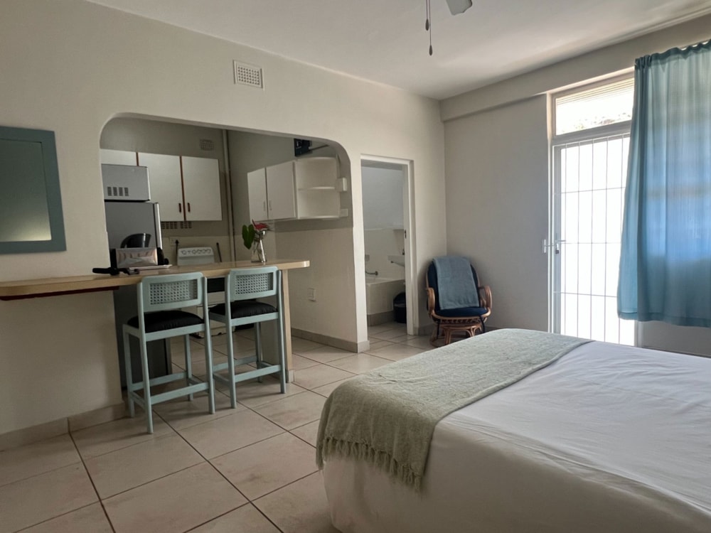 Studio apartment to rent in Amanzimtoti - 1WB1711521