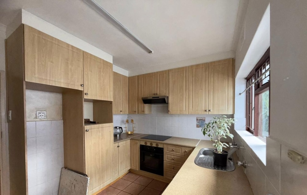 House let in Heathfield - 1OT1707636