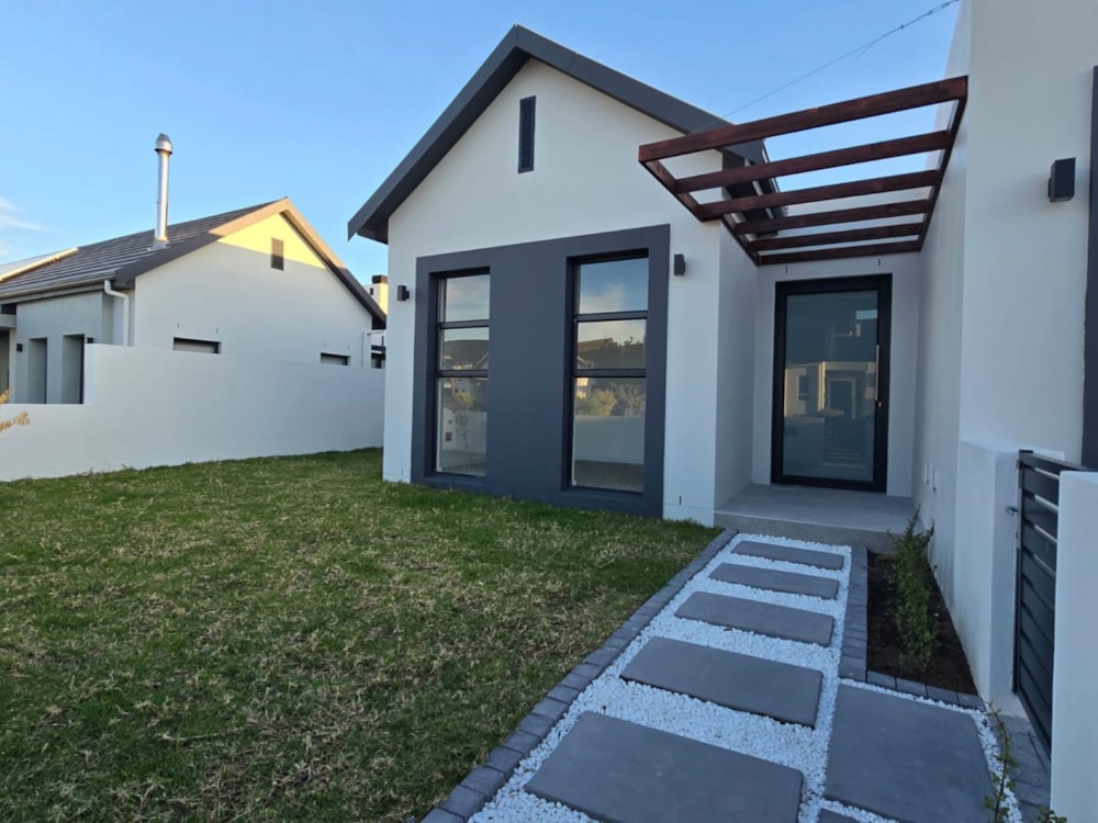 House sold in Sitari Country Estate - SW1706829 House sold in Sitari Country Estate - SW1706829