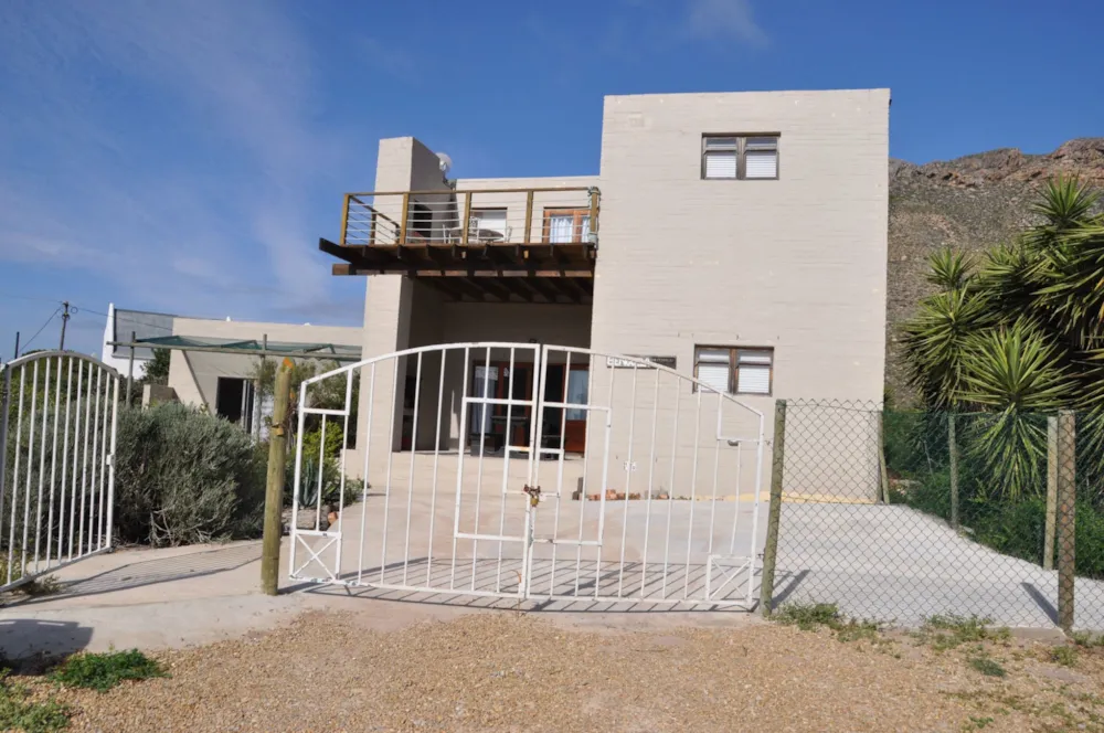 House sold in Elands Bay - LA1712716 House sold in Elands Bay - LA1712716