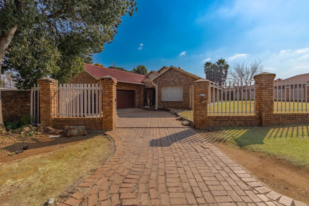 House for sale in Sunward Park - BOK1710870 House for sale in Sunward Park - BOK1710870