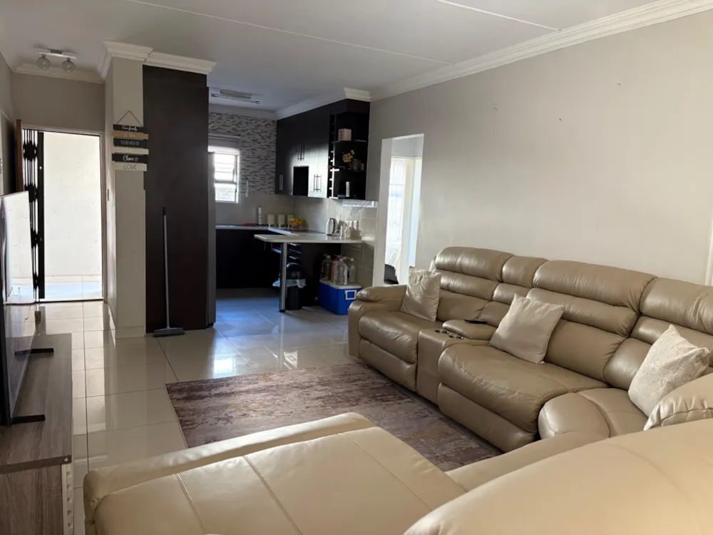 Apartment sold in Parkrand - BOK1712025 Apartment sold in Parkrand - BOK1712025