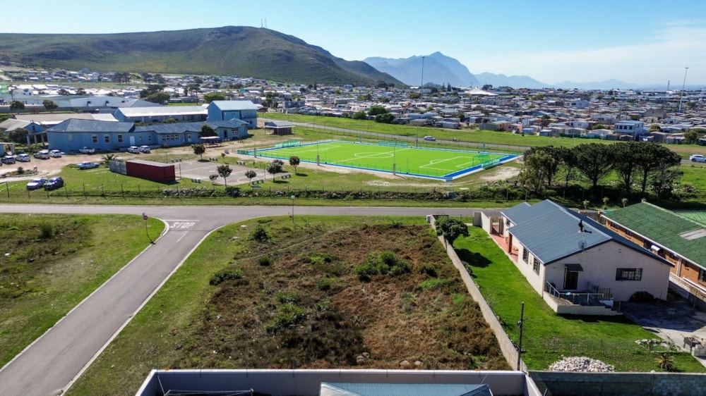 Residential vacant land for sale in Sandbaai - HF1712923