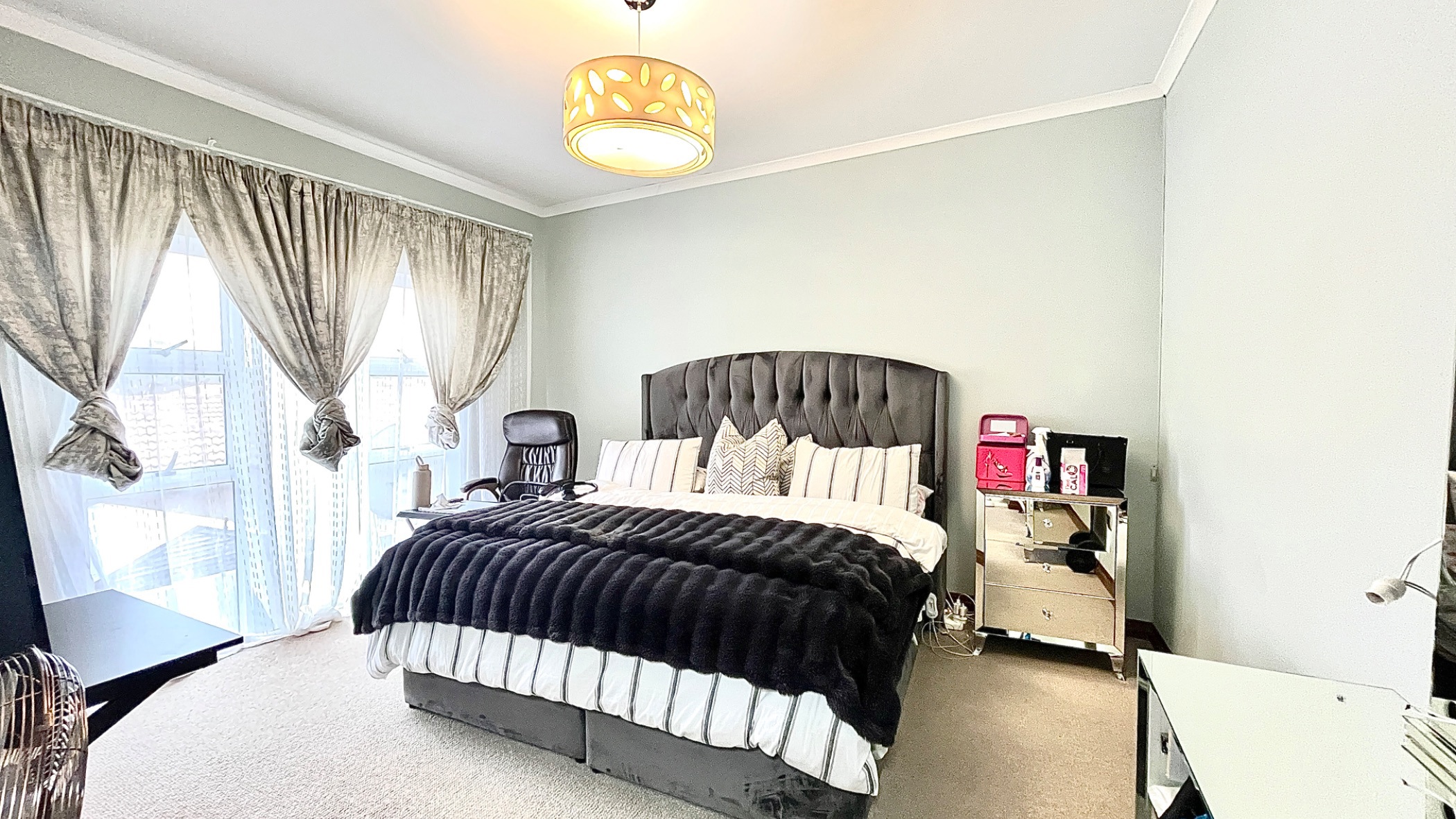 Townhouse for sale in Bendor Park - 1PS1680977