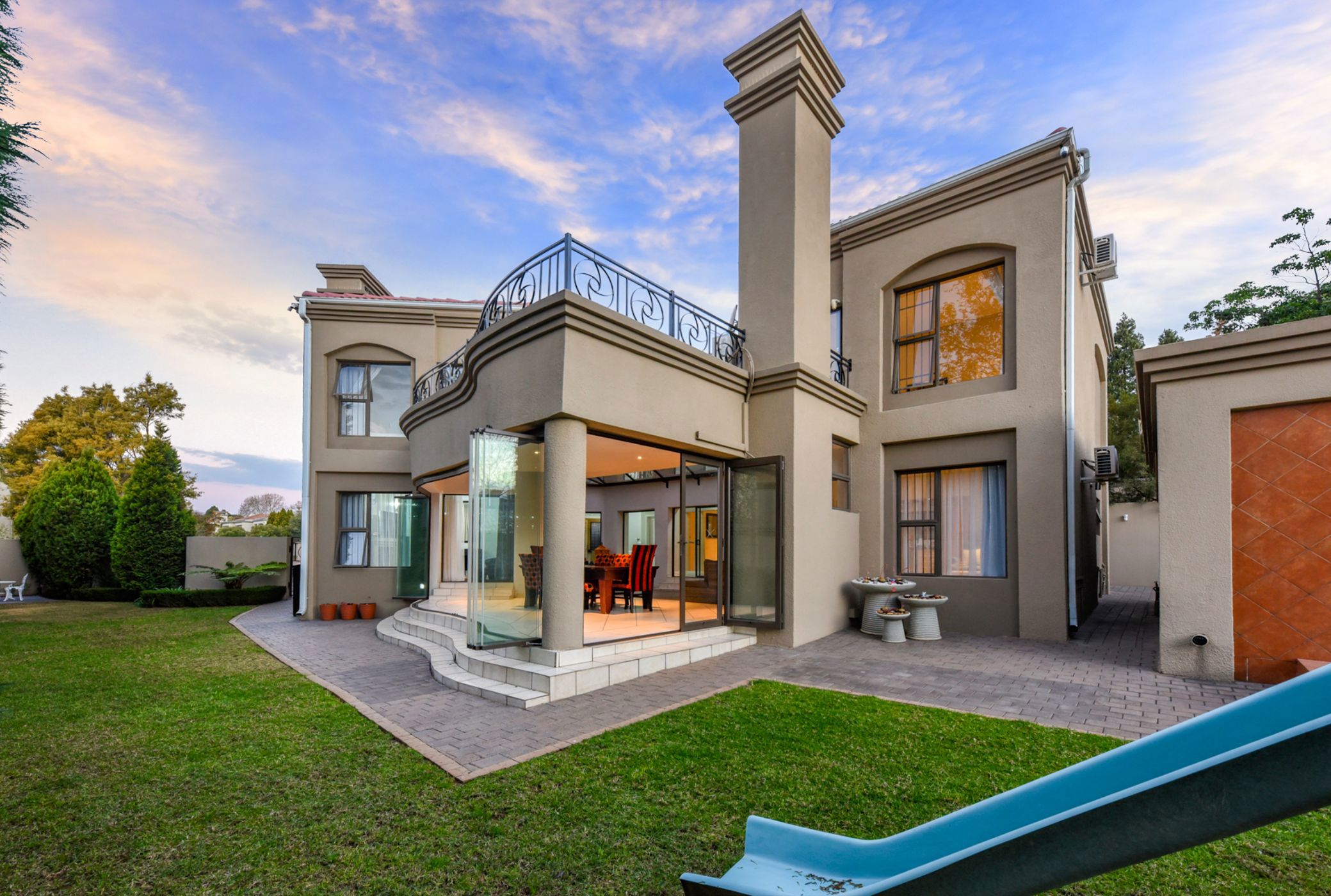 House for sale in Sunninghill Gardens - FW1722543