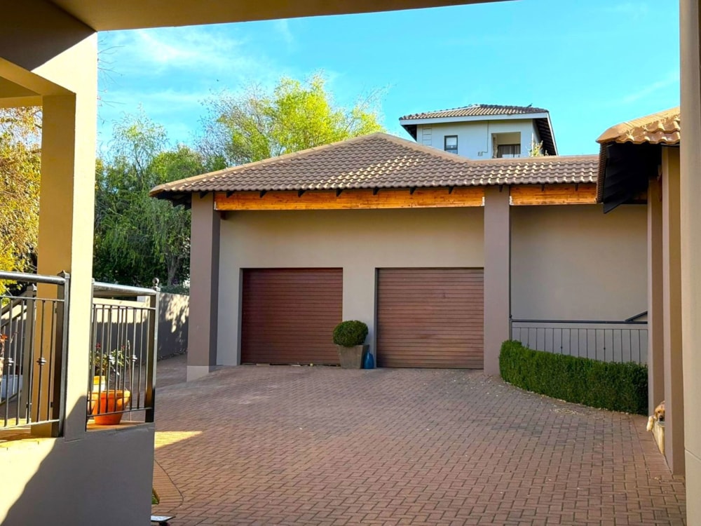 House for sale in Woodland Hills - 1BX1712041