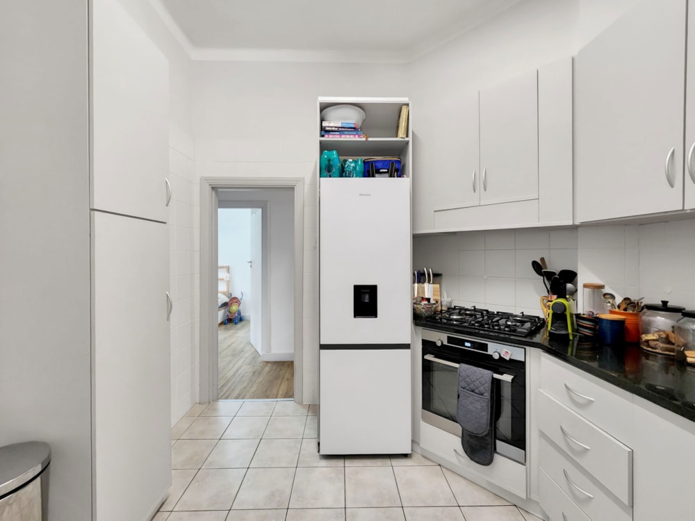 Apartment for sale in Sea Point - AS1711372 Apartment for sale in Sea Point - AS1711372