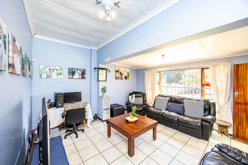 House for sale in Greenfields, East London - 1EZ1712235 House for sale in Greenfields, East London - 1EZ1712235