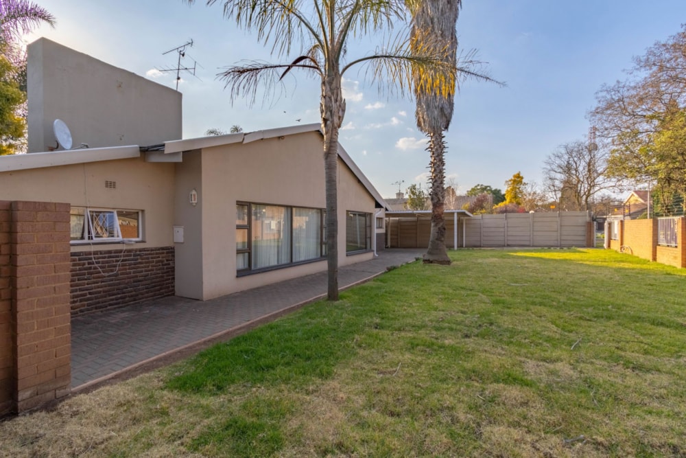 House for sale in Farrarmere - EN1709002 House for sale in Farrarmere - EN1709002