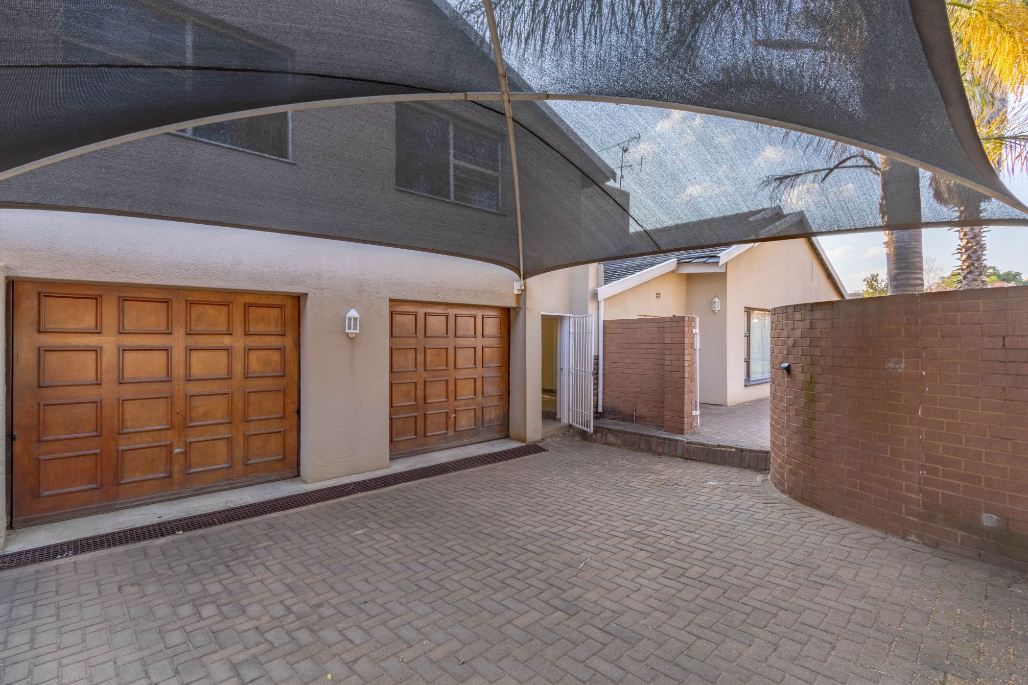 House for sale in Farrarmere - EN1709002