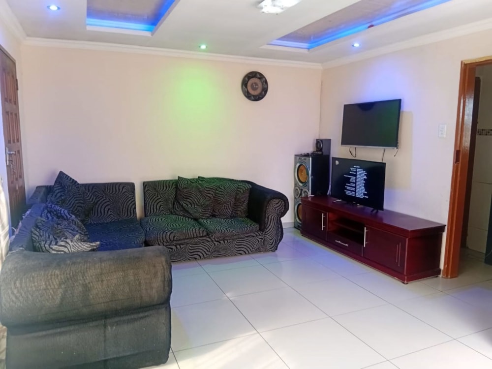 House for sale in Daveyton - EN1708090