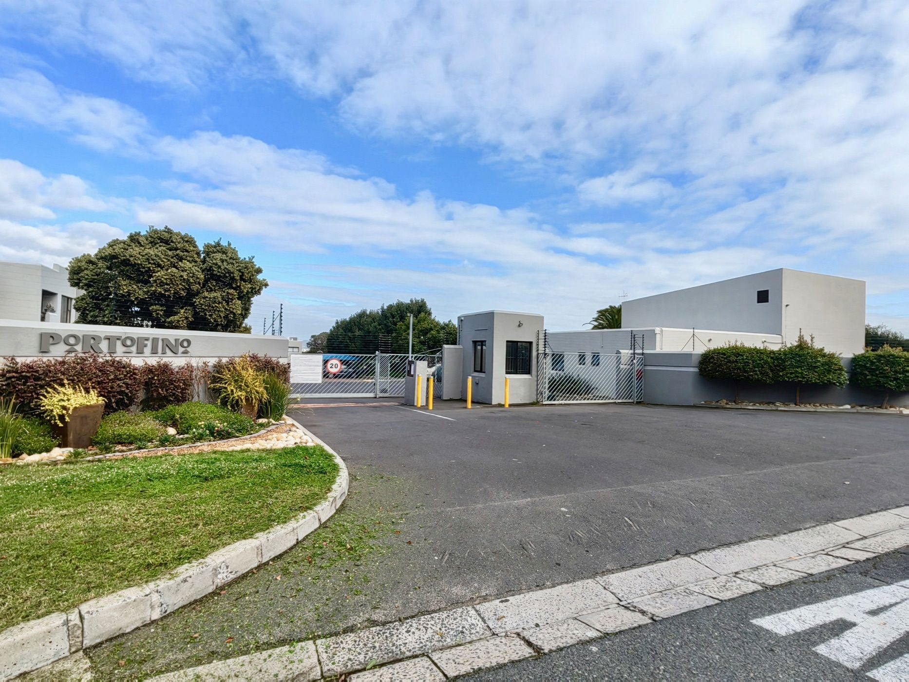 Apartment sold in Panorama, Parow - 1PLA1709605