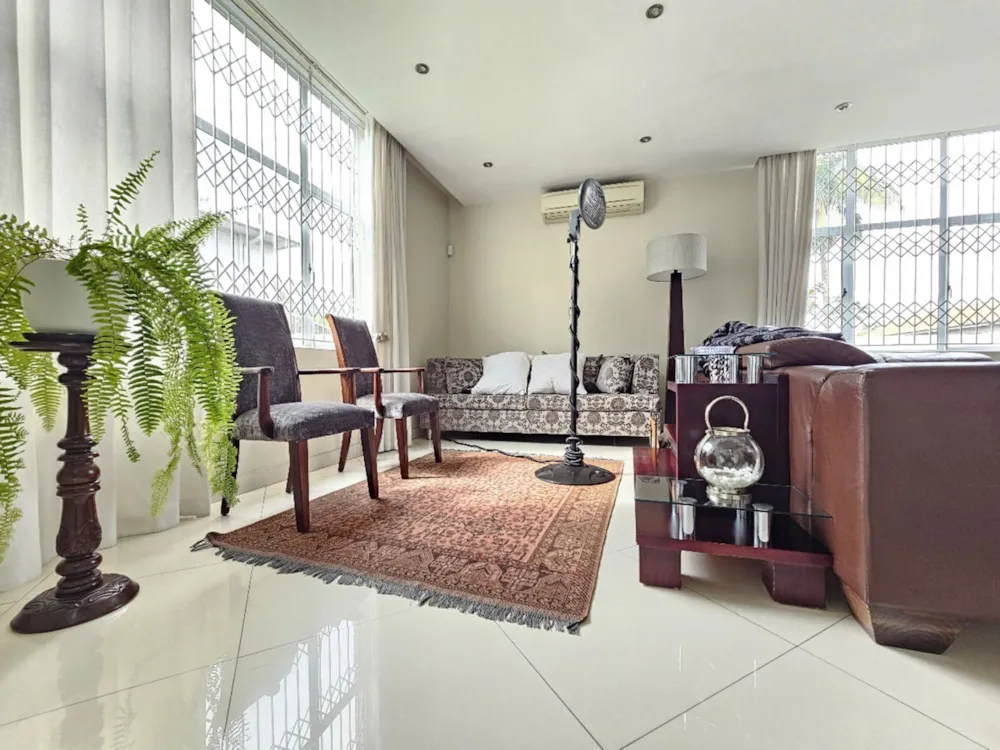 Townhouse for sale in Musgrave - 1DA1710736 Townhouse for sale in Musgrave - 1DA1710736