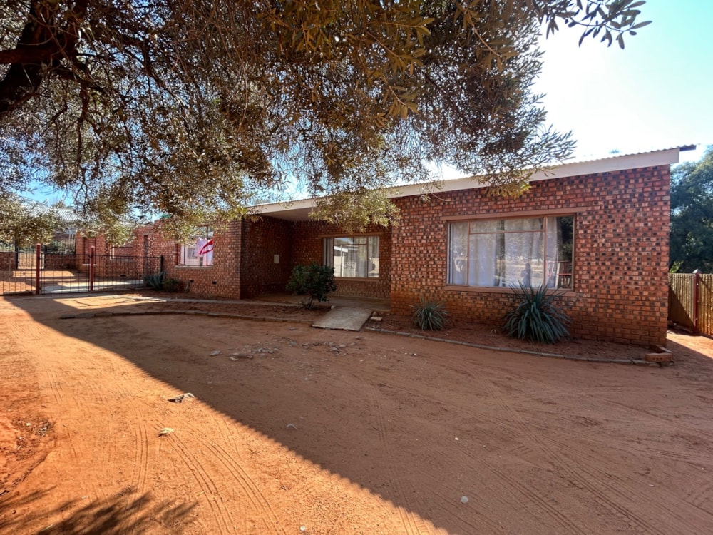 House let in Barkly West - 1KJ1709789 House let in Barkly West - 1KJ1709789