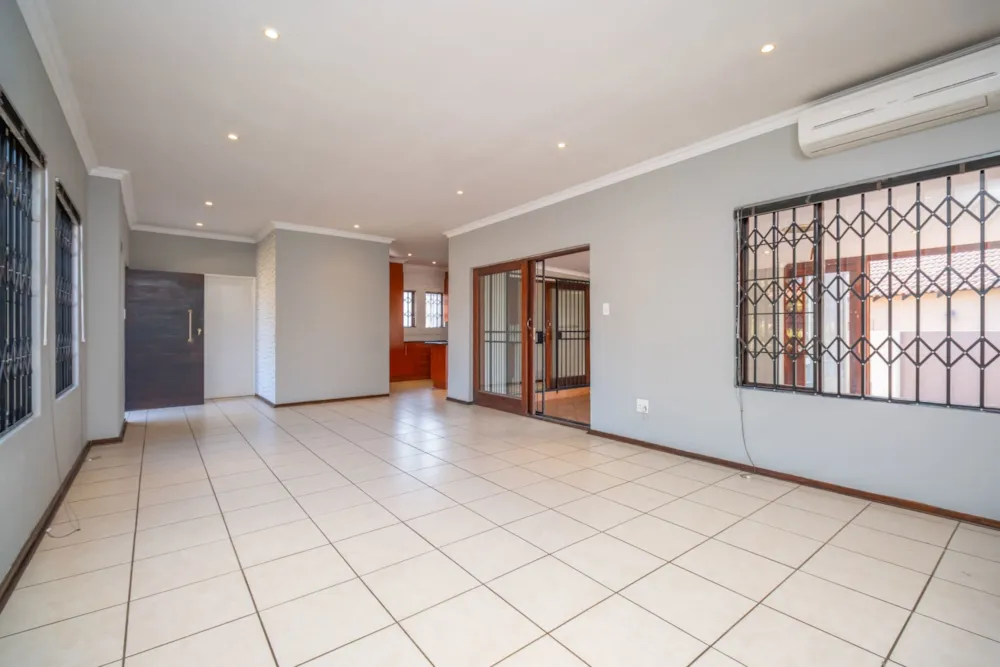 Single-storey house let in Noordheuwel - 1KR1724884 Single-storey house let in Noordheuwel - 1KR1724884