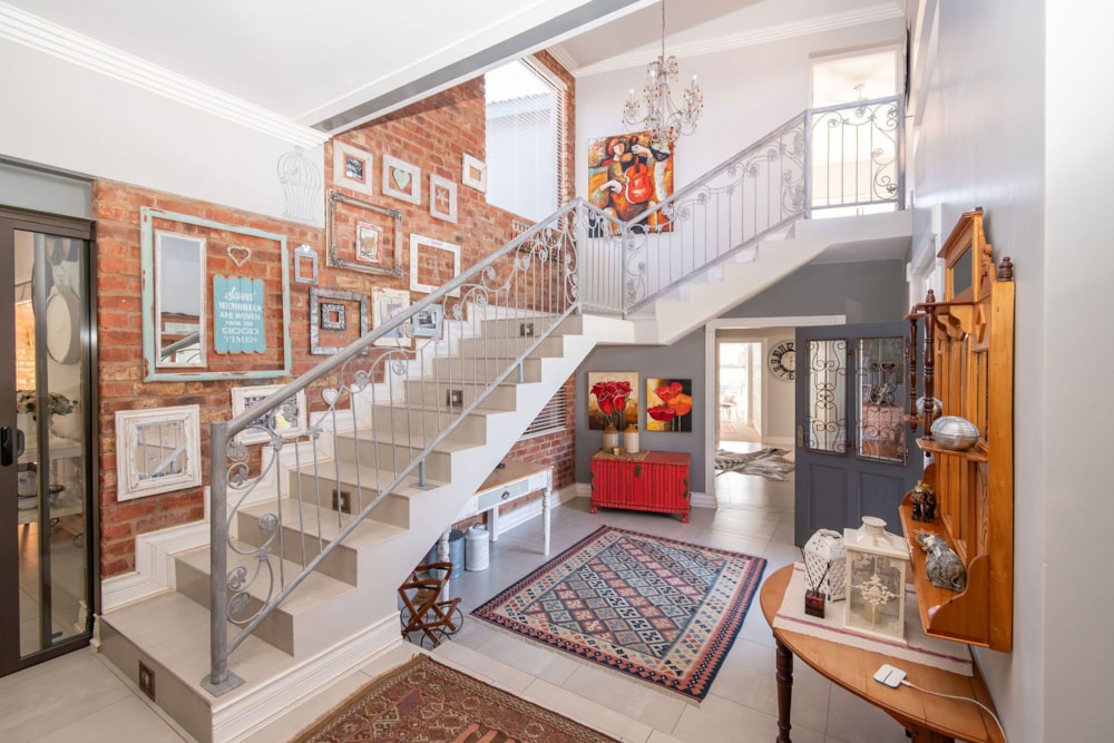 House sold in Woodland Hills - 1BX1712084 House sold in Woodland Hills - 1BX1712084