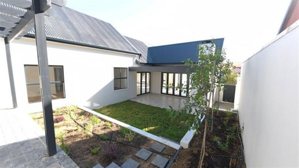 House for sale in Mount Royal Golf & Country Estate - 1SJ1712300 House for sale in Mount Royal Golf & Country Estate - 1SJ1712300