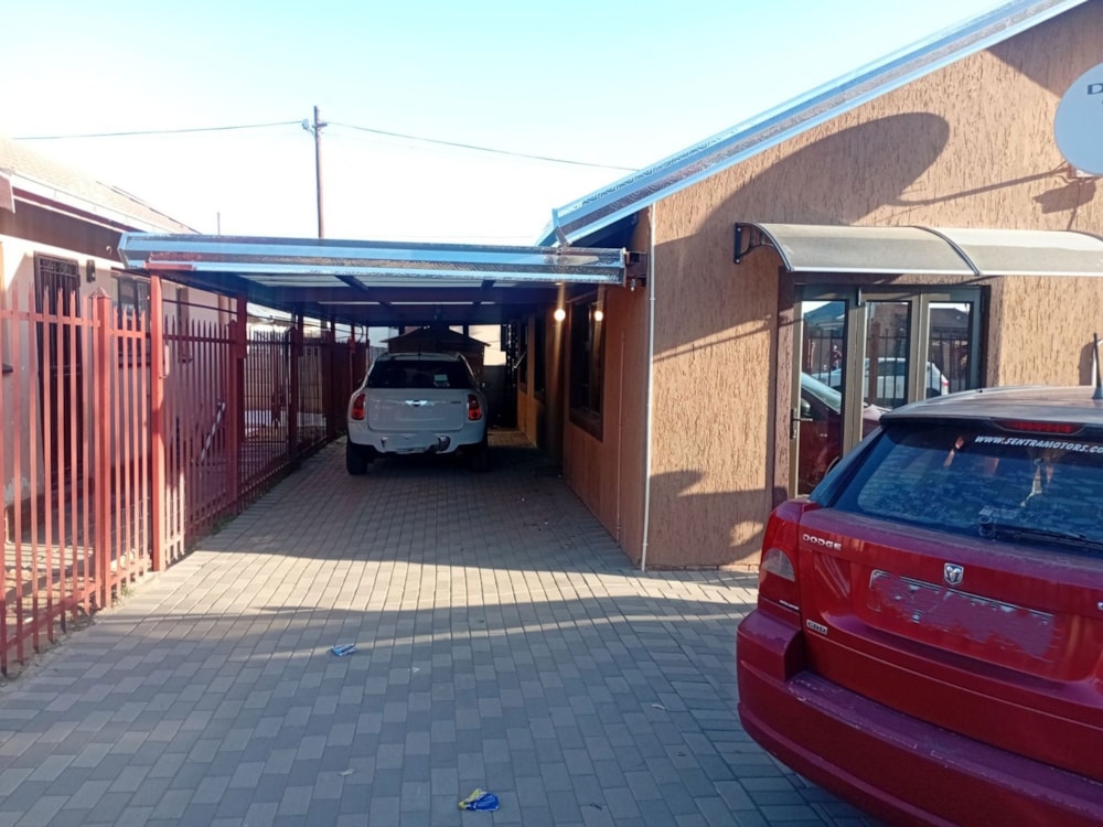 House for sale in Bloemanda - 1BX1711028