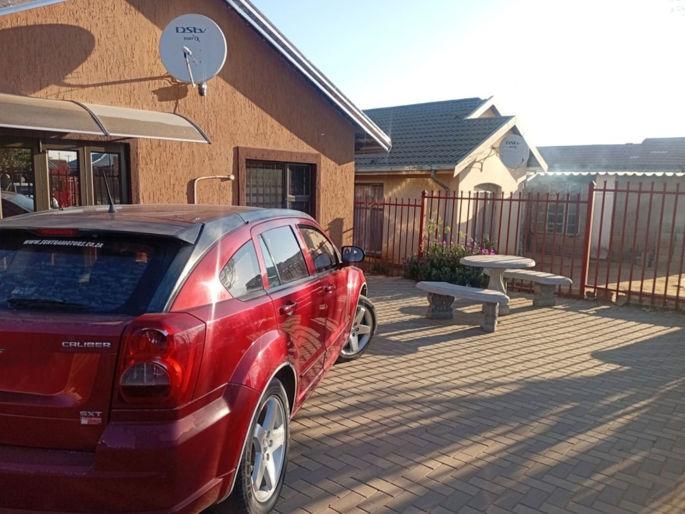 House for sale in Bloemanda - 1BX1711028