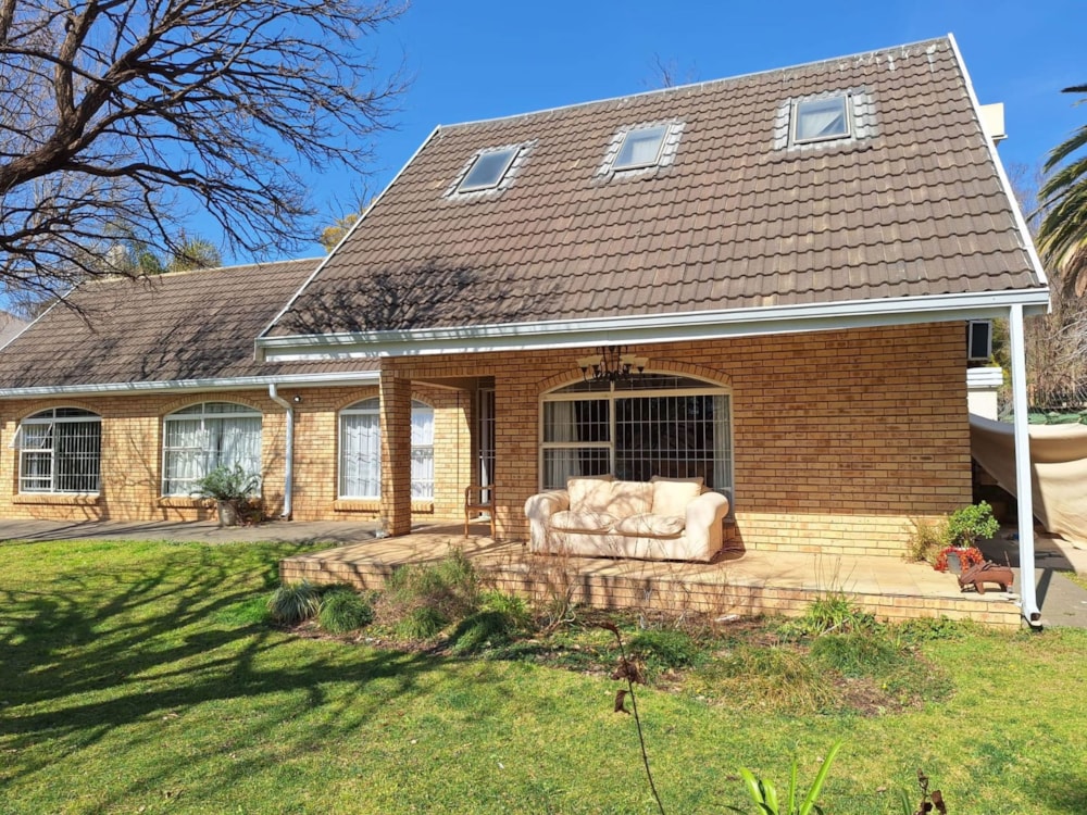 House for sale in Waverley, Bloemfontein - 1BX1711011