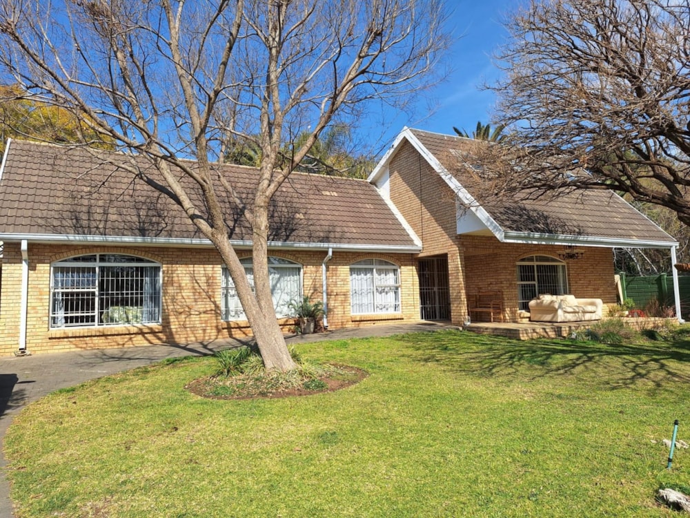 House for sale in Waverley, Bloemfontein - 1BX1711011