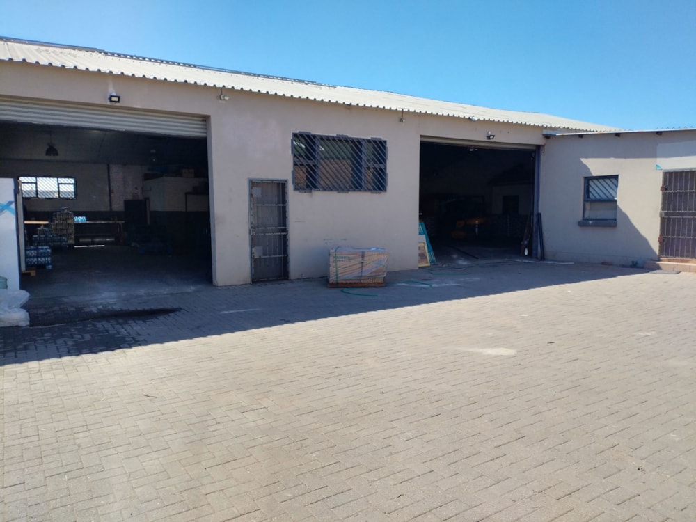 Commercial industrial property for sale in Ladine - 1PS1709976