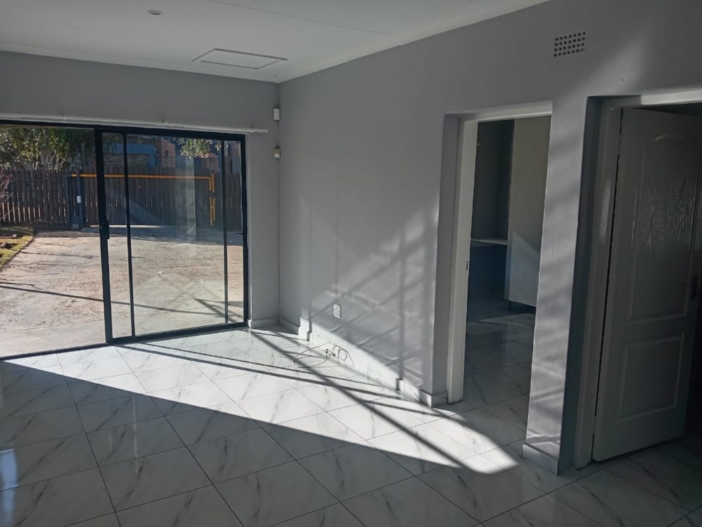 House let in Lydenburg (Mashishing) - 1LY1710072 House let in Lydenburg (Mashishing) - 1LY1710072