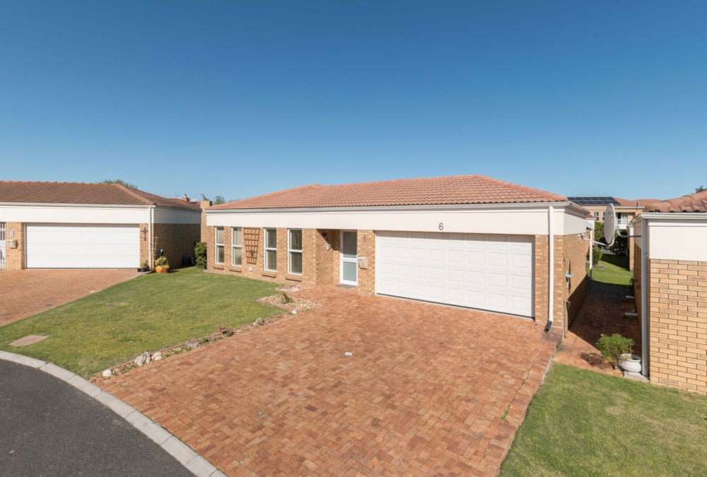 Single-storey retirement home sold in Protea Heights - 1BC1712333