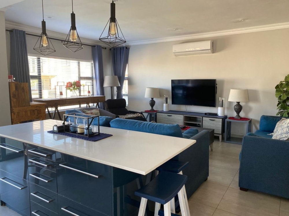 Townhouse for sale in Woodland Hills Bergendal - 1BX1711607