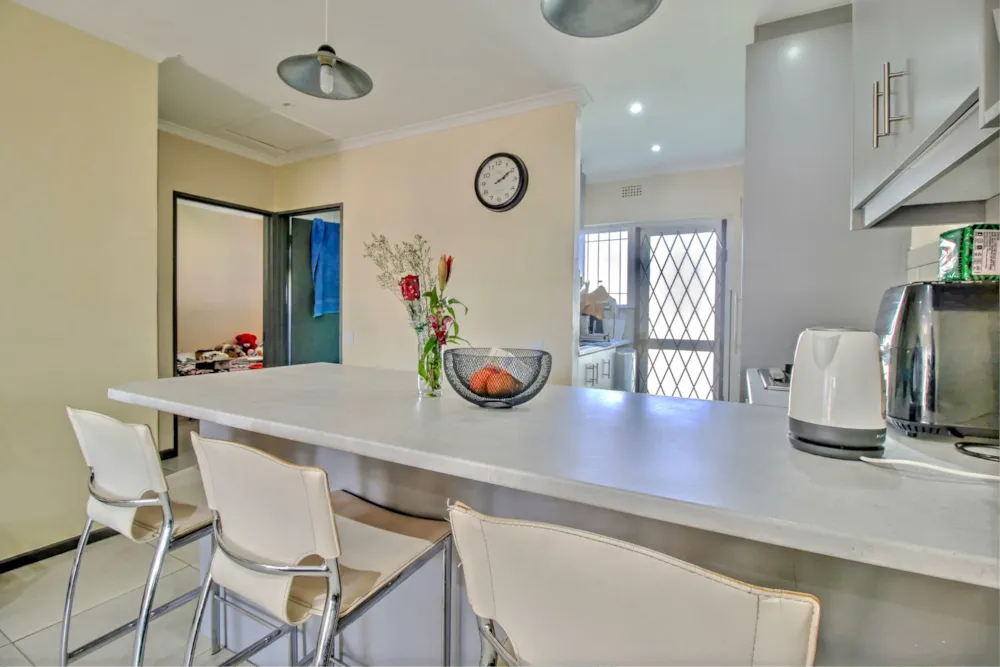 House let in Plattekloof Glen - 1PLA1734642 House let in Plattekloof Glen - 1PLA1734642