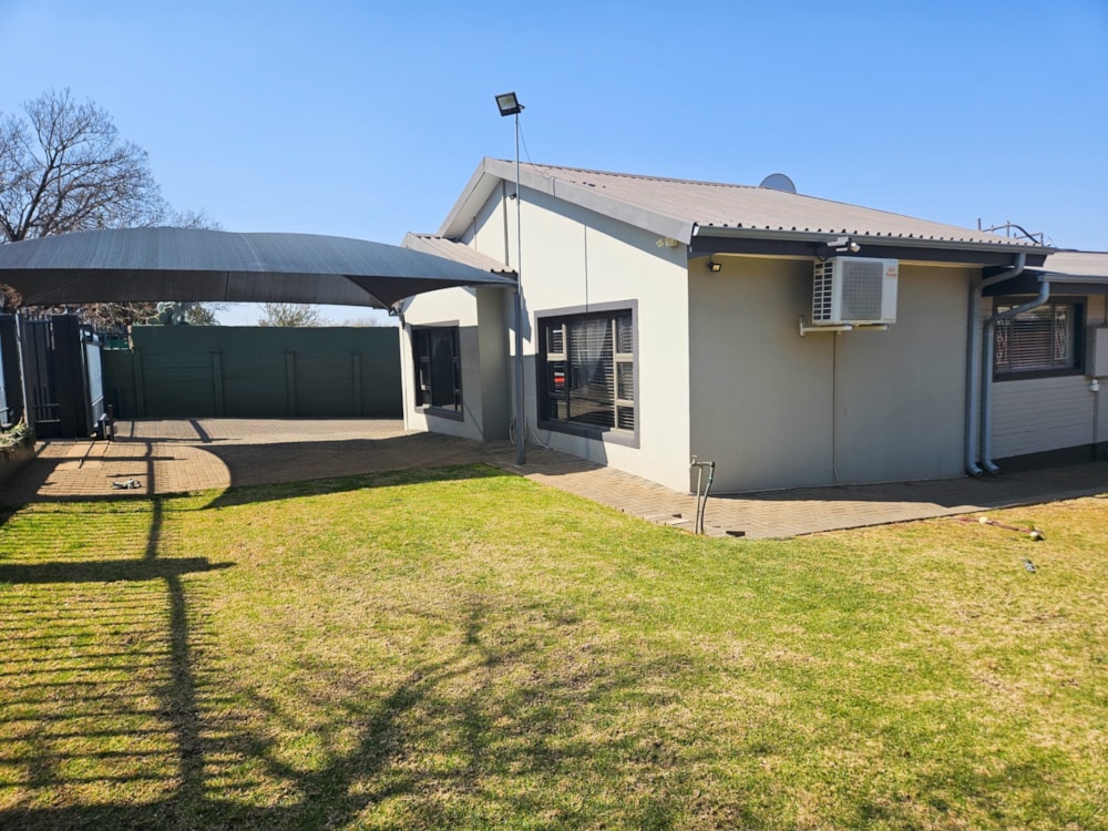 House for sale in Generaal de Wet - 1BX1710955 House for sale in Generaal de Wet - 1BX1710955