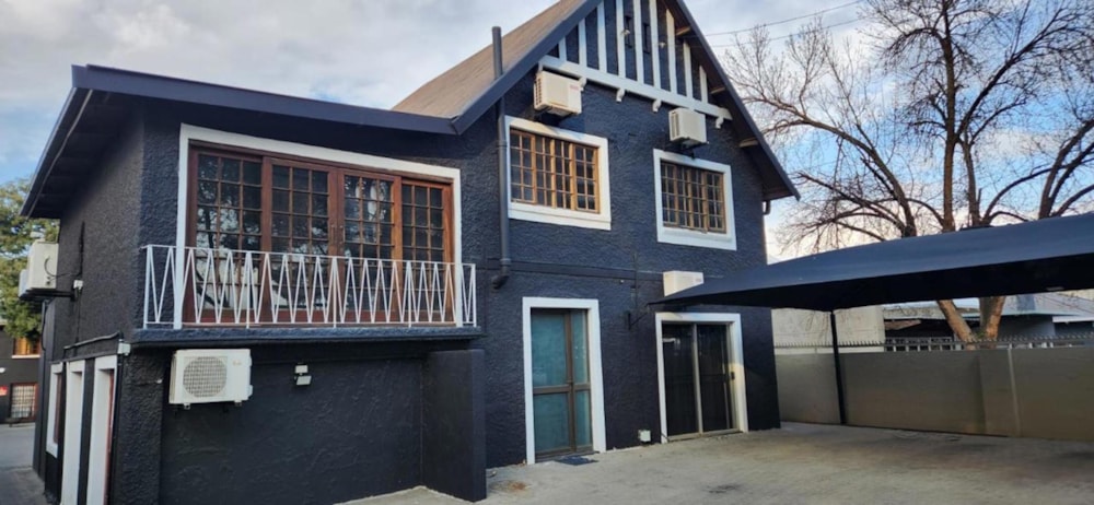 Commercial office to rent in Westdene, Bloemfontein - 1BX1710424 Commercial office to rent in Westdene, Bloemfontein - 1BX1710424