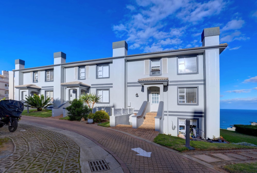 Apartment for sale in Pinnacle Point Golf Estate - 1MB1710597