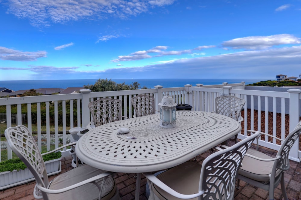 Apartment for sale in Pinnacle Point Golf Estate - 1MB1710597