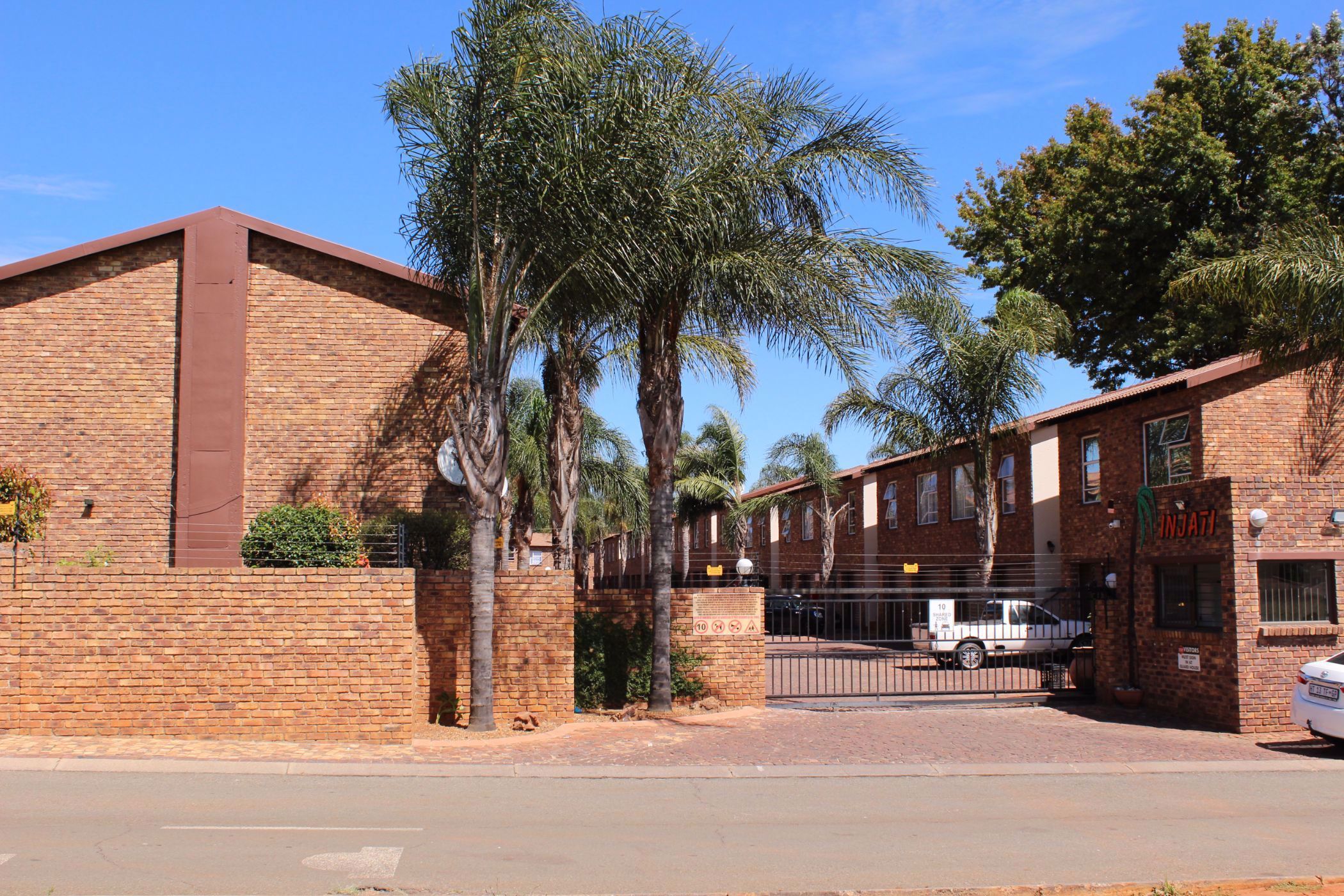 Townhouse for sale in Glen Marais - KTP1713497