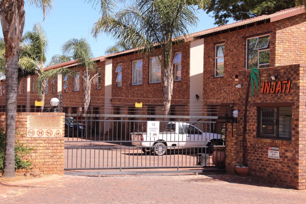 Townhouse for sale in Glen Marais - KTP1713497 Townhouse for sale in Glen Marais - KTP1713497