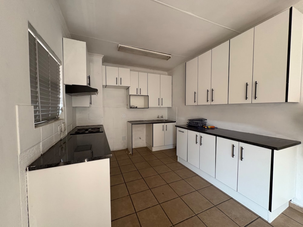 Apartment for sale in Kempton Park - KTP1715181 Apartment for sale in Kempton Park - KTP1715181