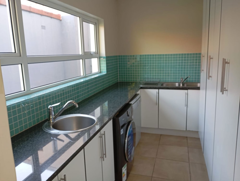 House for sale in Glenwood, Durban - 1DA1710651 House for sale in Glenwood, Durban - 1DA1710651