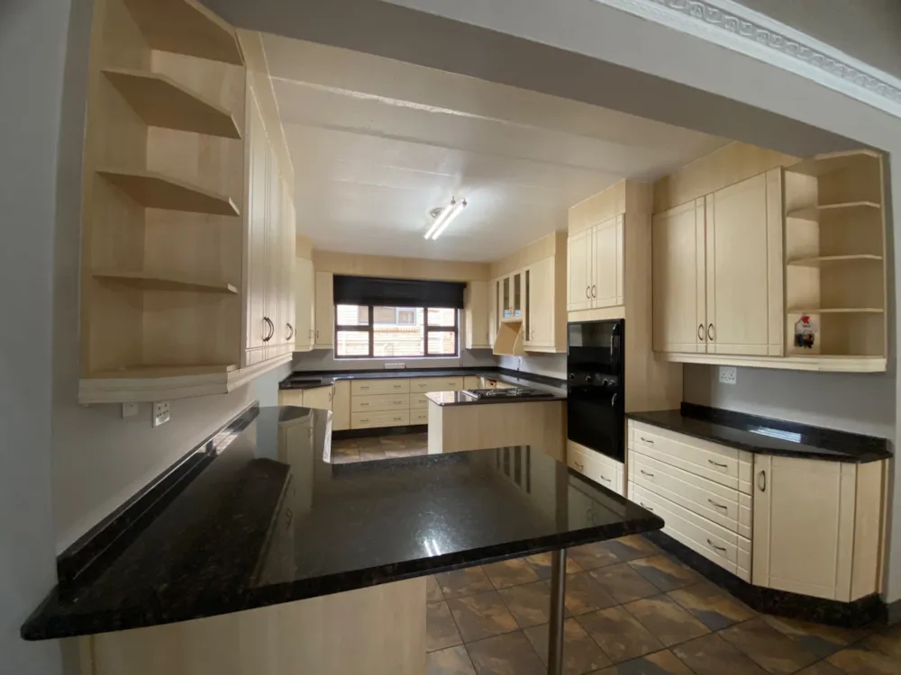 Townhouse to rent in Signal Hill, Newcastle - 1NW1741695 Townhouse to rent in Signal Hill, Newcastle - 1NW1741695