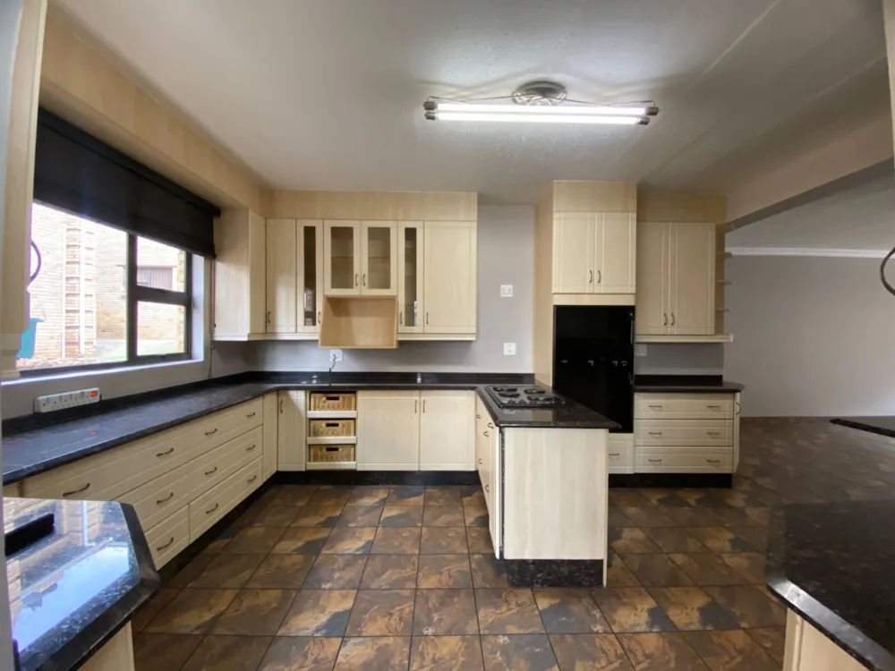 Townhouse to rent in Signal Hill, Newcastle - 1NW1741695 Townhouse to rent in Signal Hill, Newcastle - 1NW1741695
