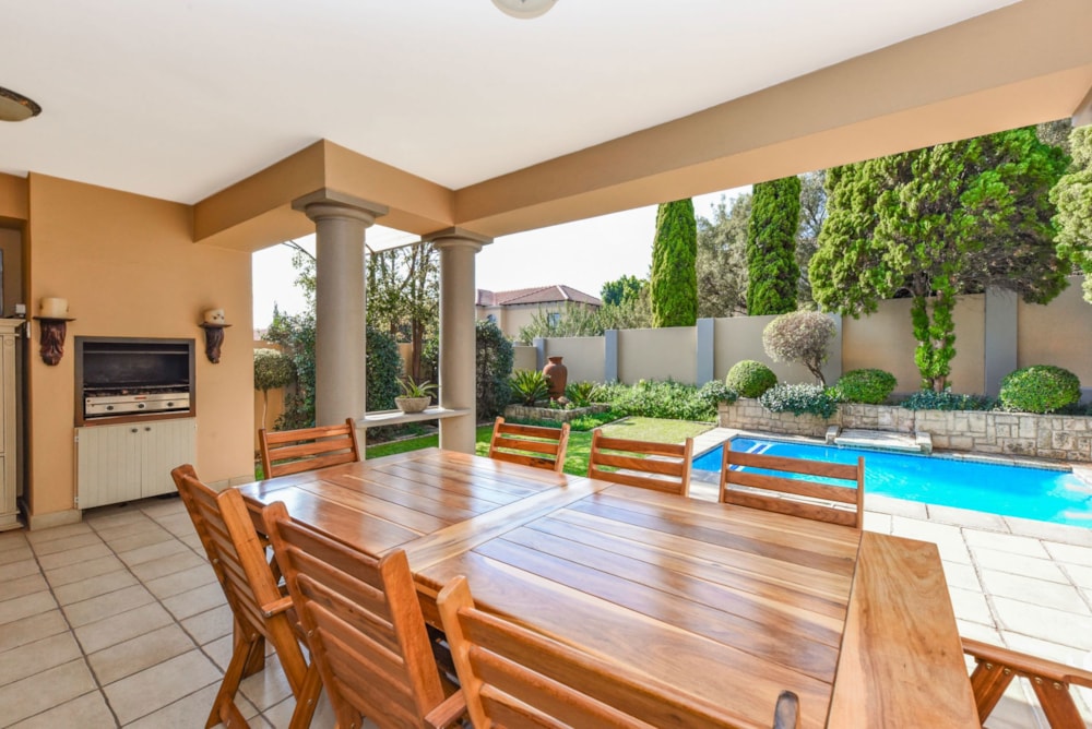 Cluster for sale in Bryanston - HP1712838 Cluster for sale in Bryanston - HP1712838