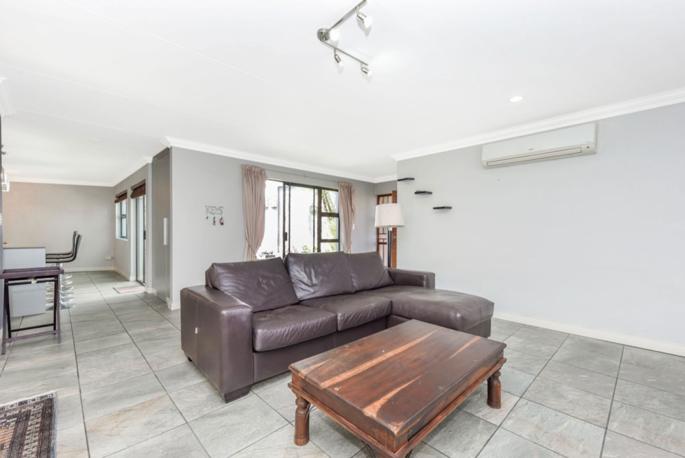 Cluster for sale in Paulshof - FW1705159 Cluster for sale in Paulshof - FW1705159