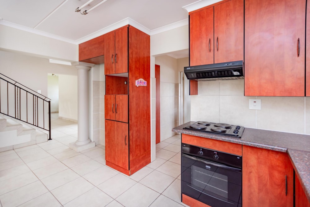 House for sale in Pomona - KTP1710157