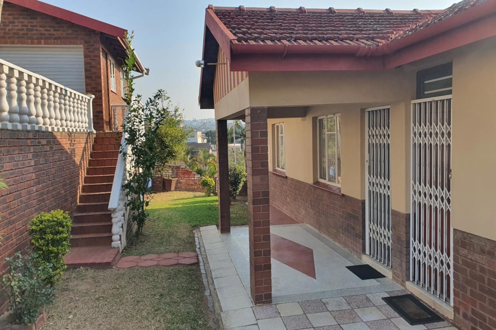 Double-storey house for sale in Palmiet, Reservoir Hills - 1WP1712134